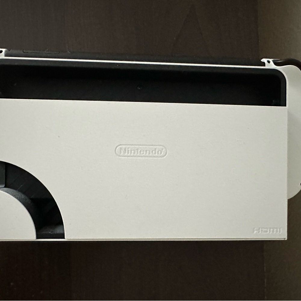 Nintendo Switch OLED Console - White - Picture 5 of 5